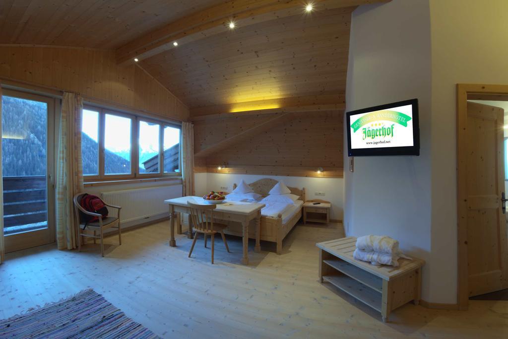 Hotel Jaegerhof Сан-Леонардо-ін-Пассірія Екстер'єр фото